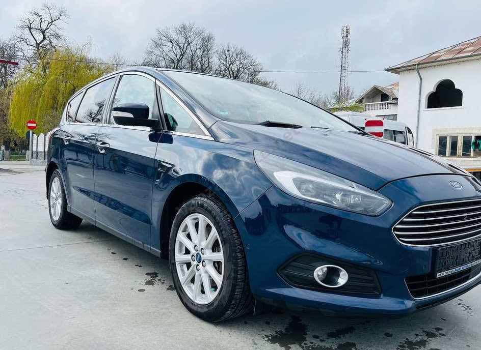 Ford S-Max