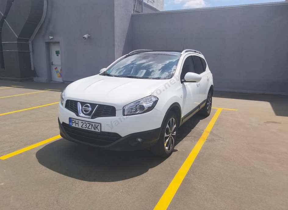 Nissan Qashqai+2