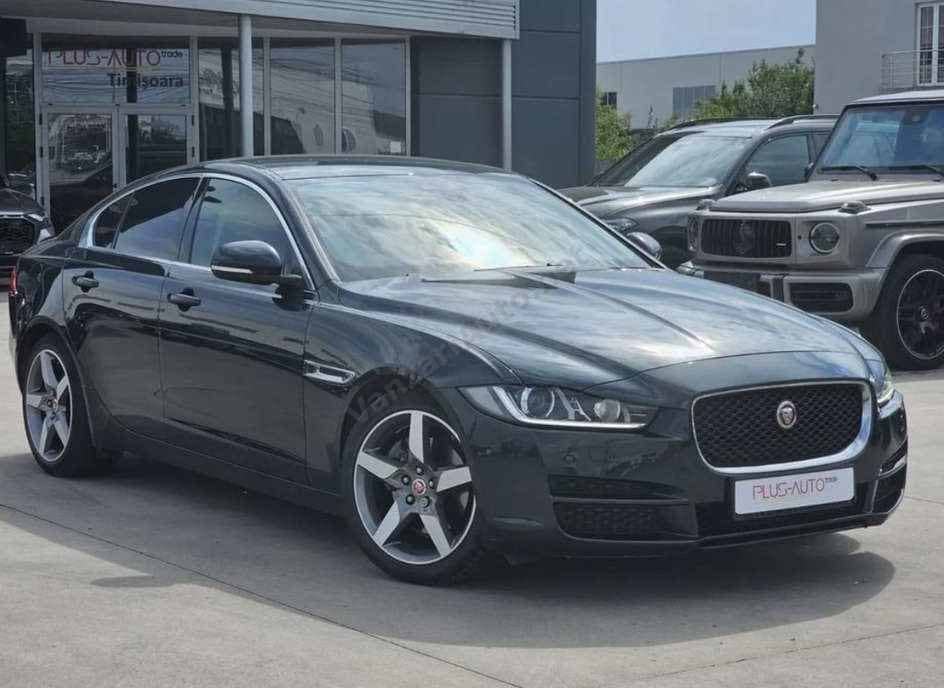 Jaguar XE