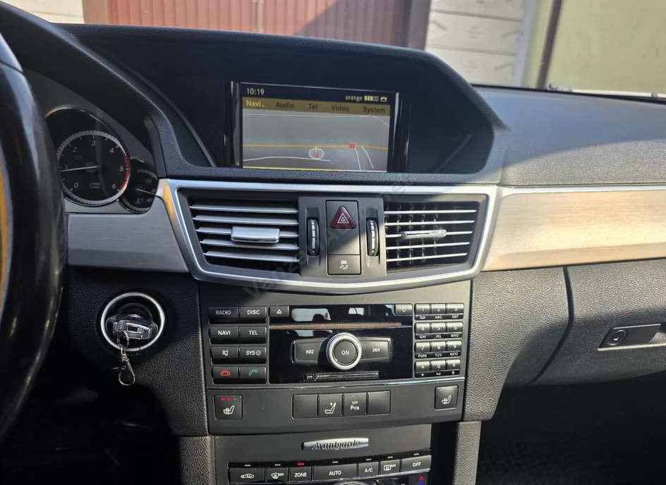 Mercedes-Benz E