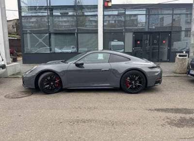 Porsche 992