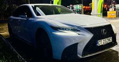 Lexus Seria LS
