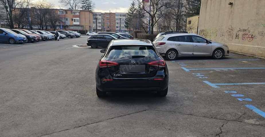 Mercedes-Benz A