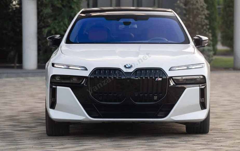 BMW M7
