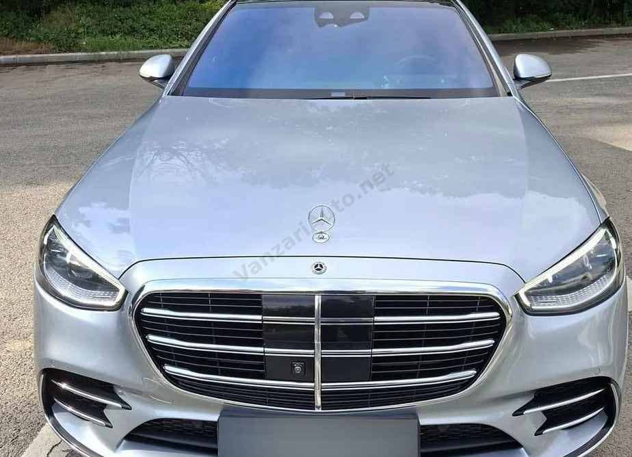 Mercedes-Benz S