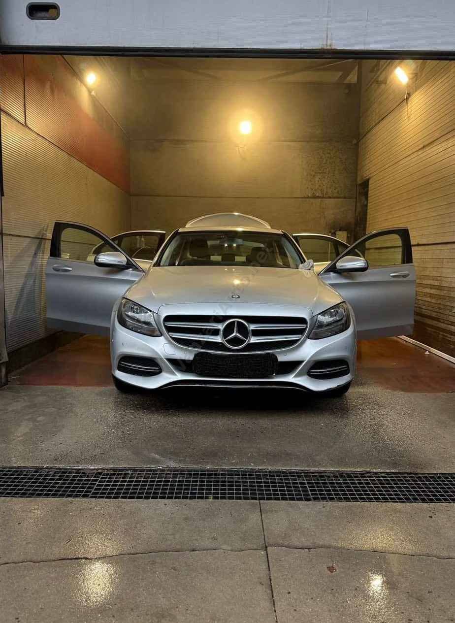 Mercedes-Benz C