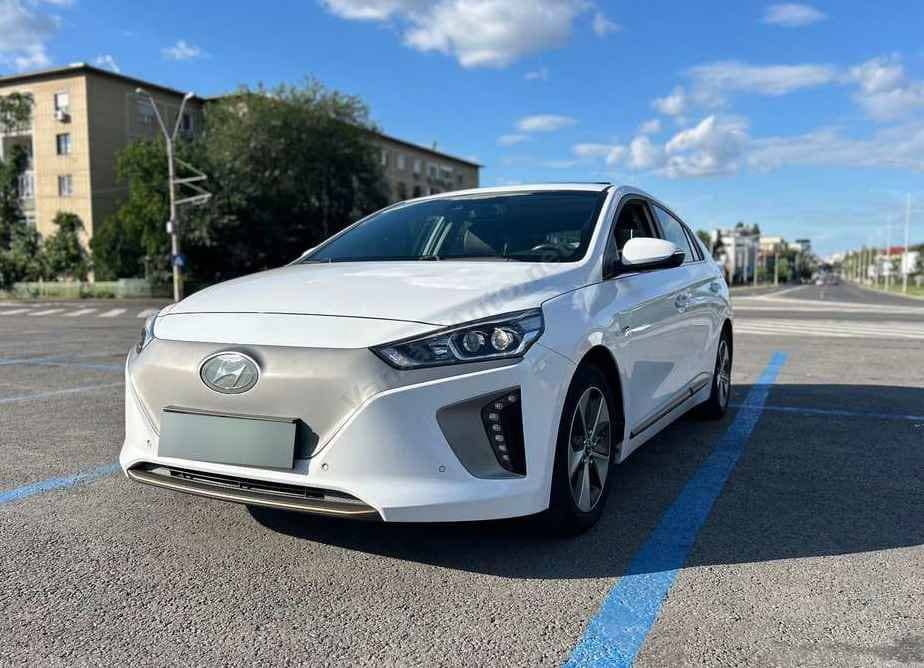 Hyundai IONIQ