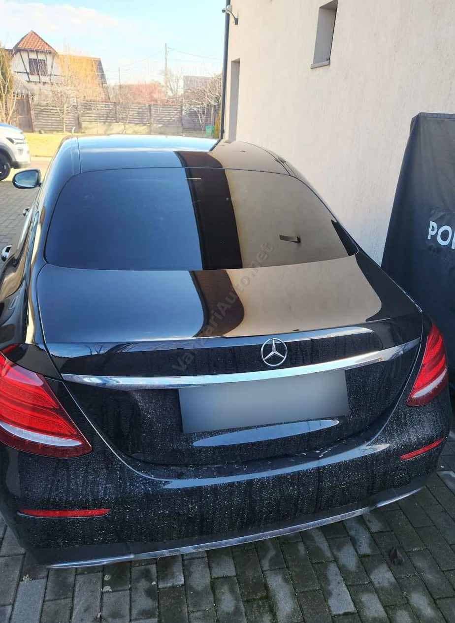 Mercedes-Benz E
