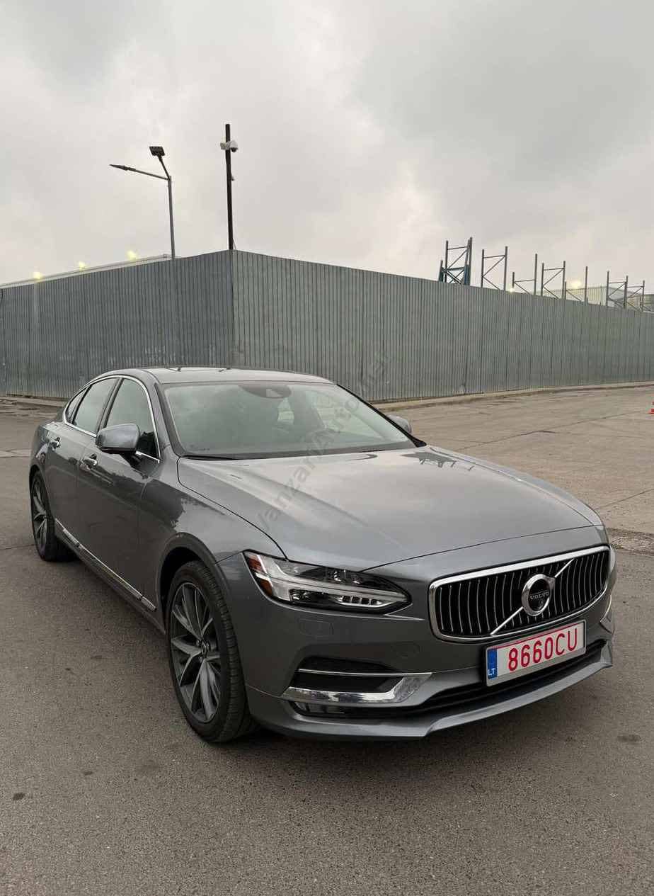 Volvo S90
