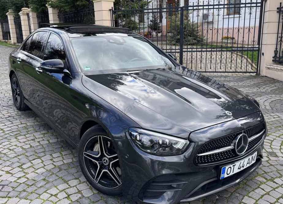 Mercedes-Benz E