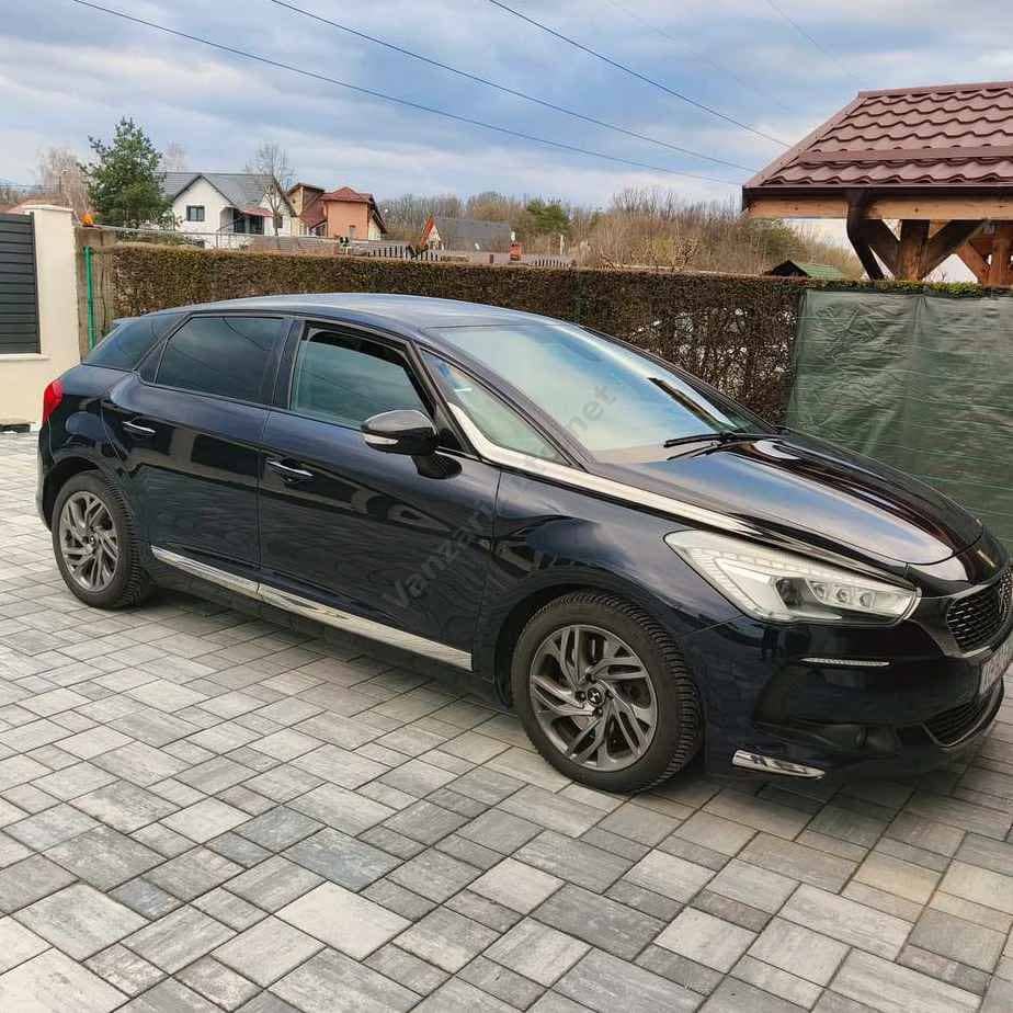 DS Automobiles DS 5