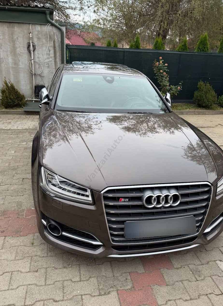 Audi S8