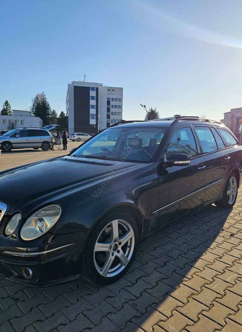Mercedes-Benz E