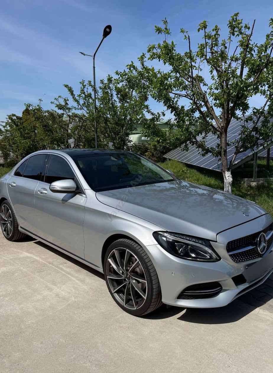 Mercedes-Benz C