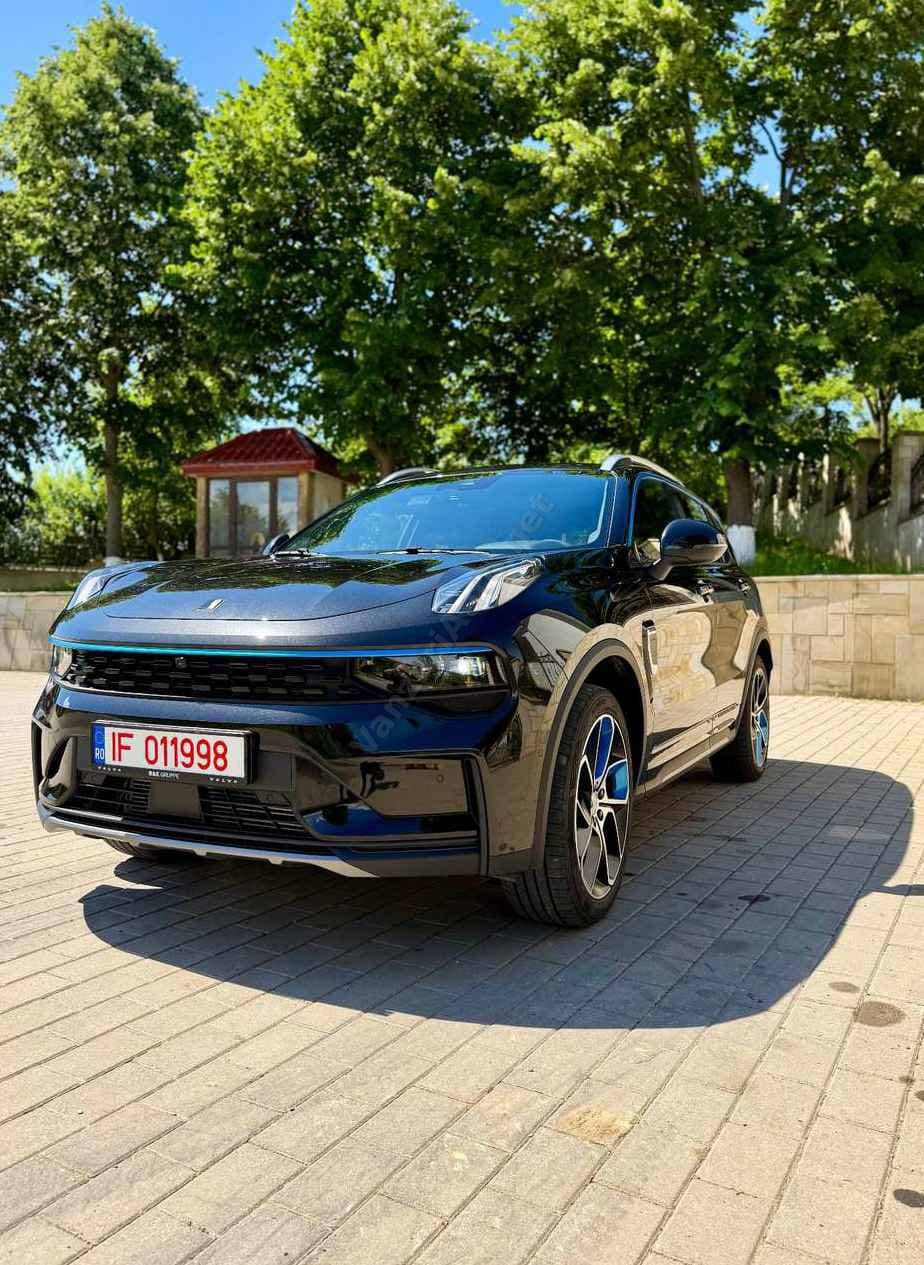 Lynk&Co 01