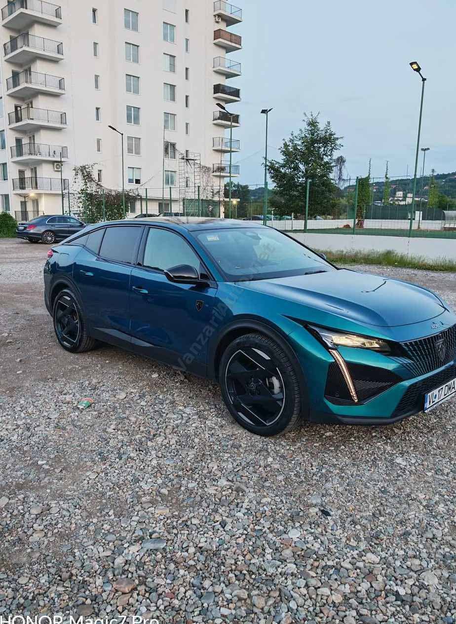 Peugeot 408