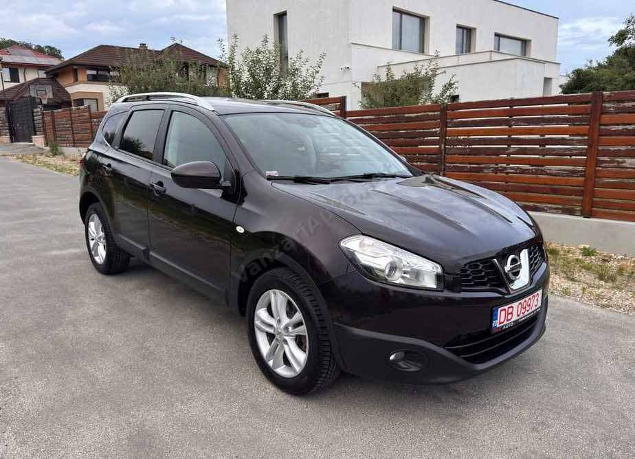 Nissan Qashqai+2