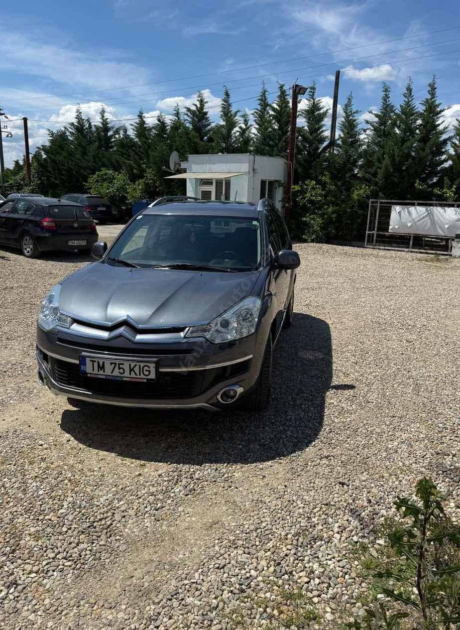 Citroen C-Crosser