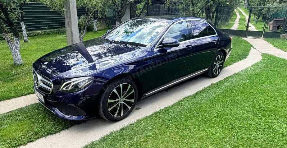 Mercedes-Benz E