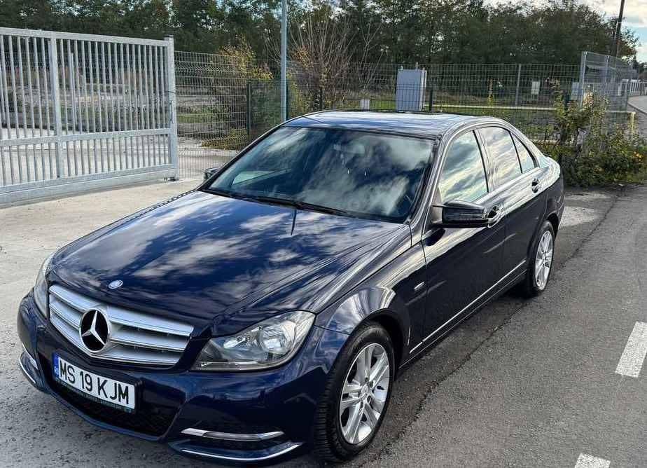Mercedes-Benz C