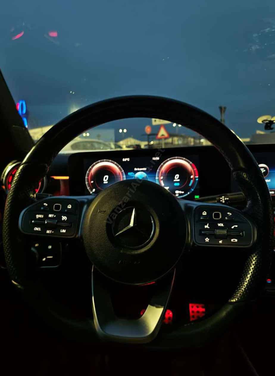 Mercedes-Benz A