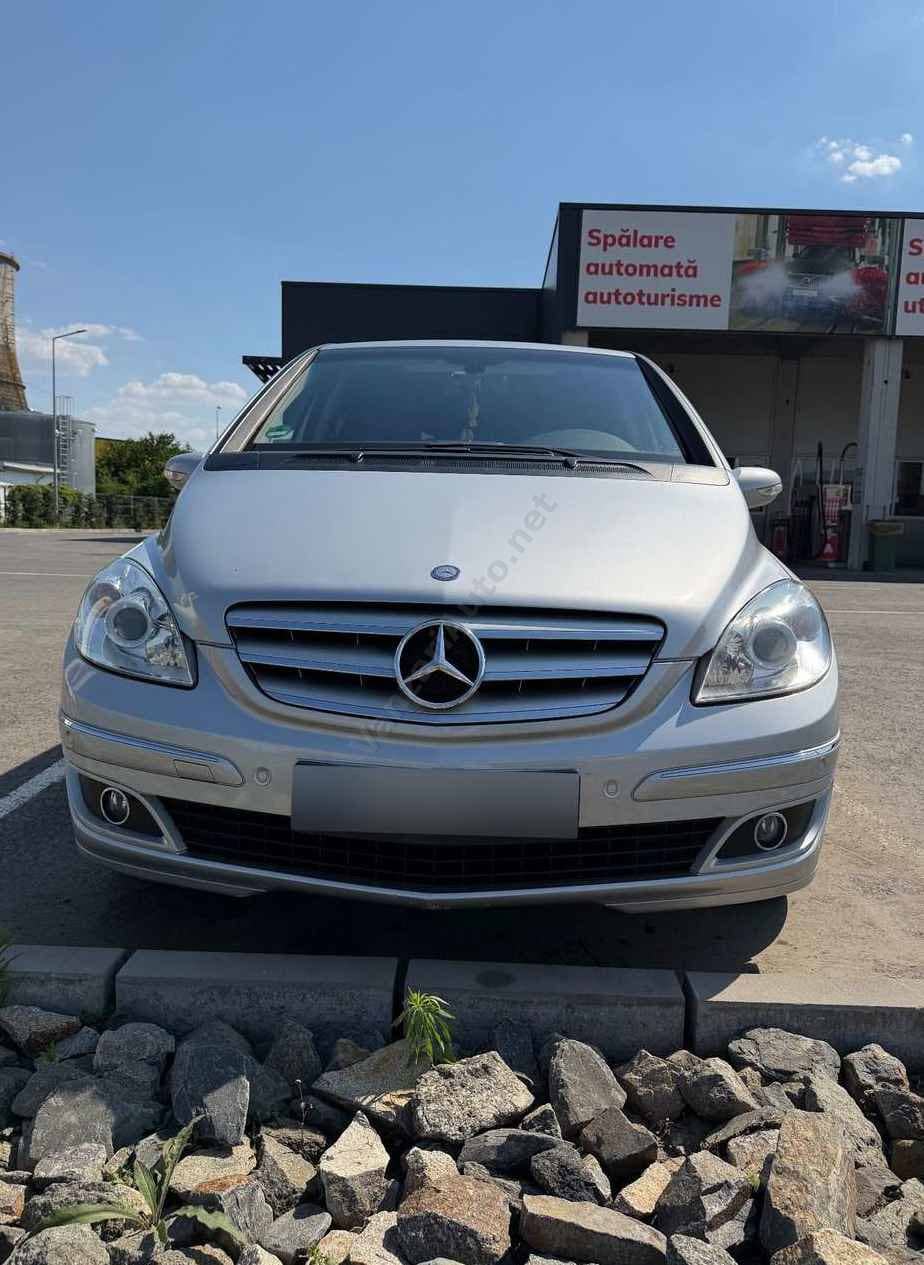 Mercedes-Benz B
