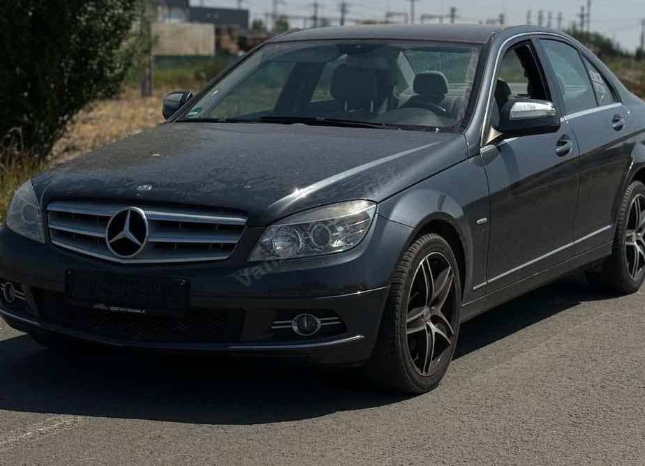 Mercedes-Benz C