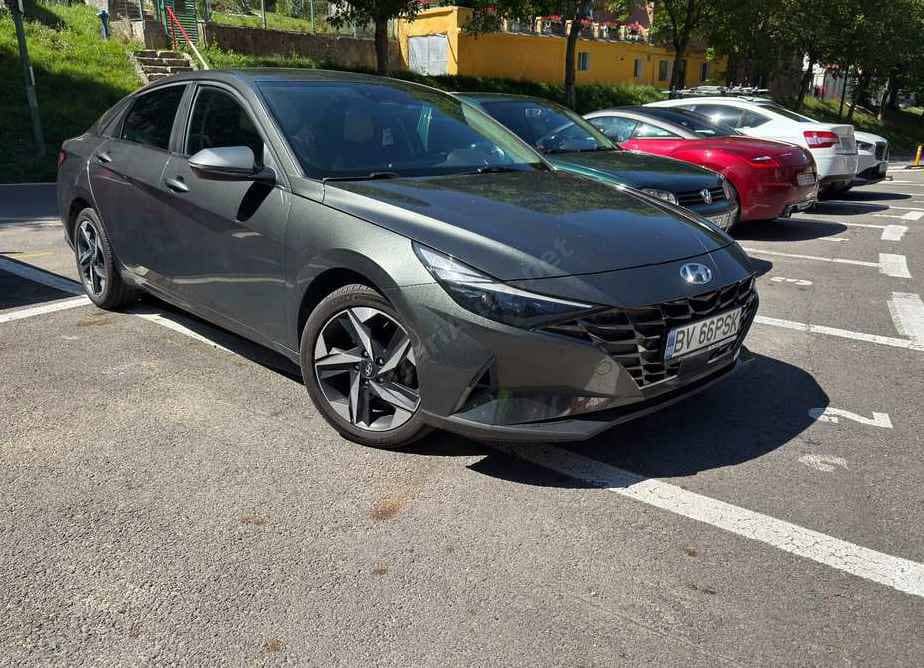 Hyundai Elantra