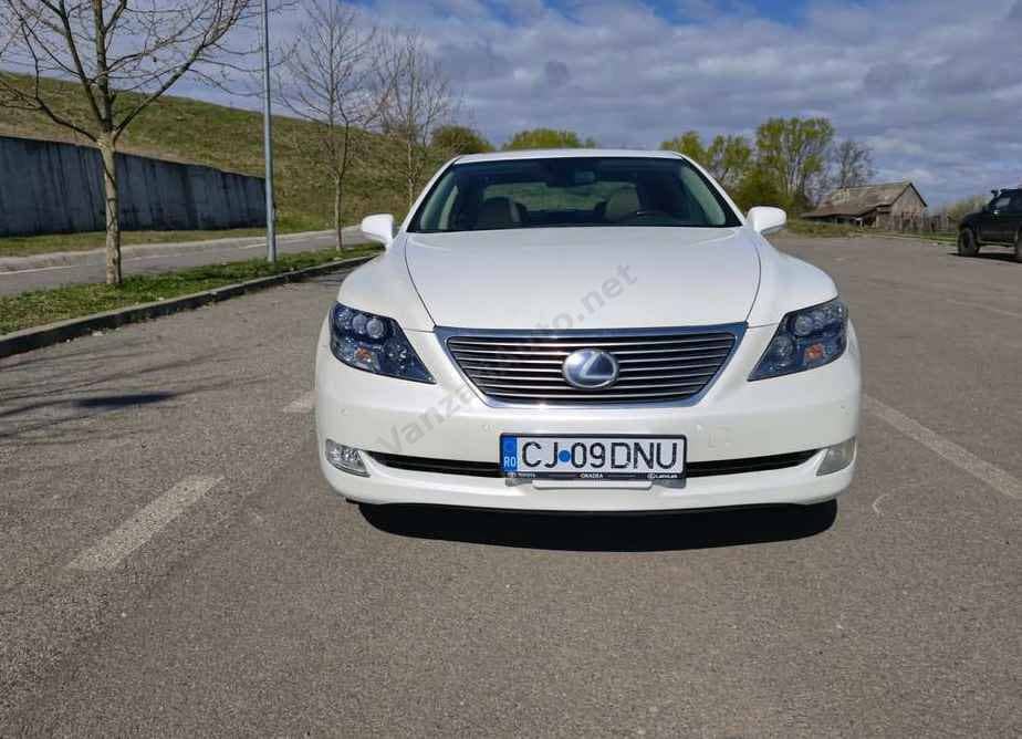 Lexus Seria LS