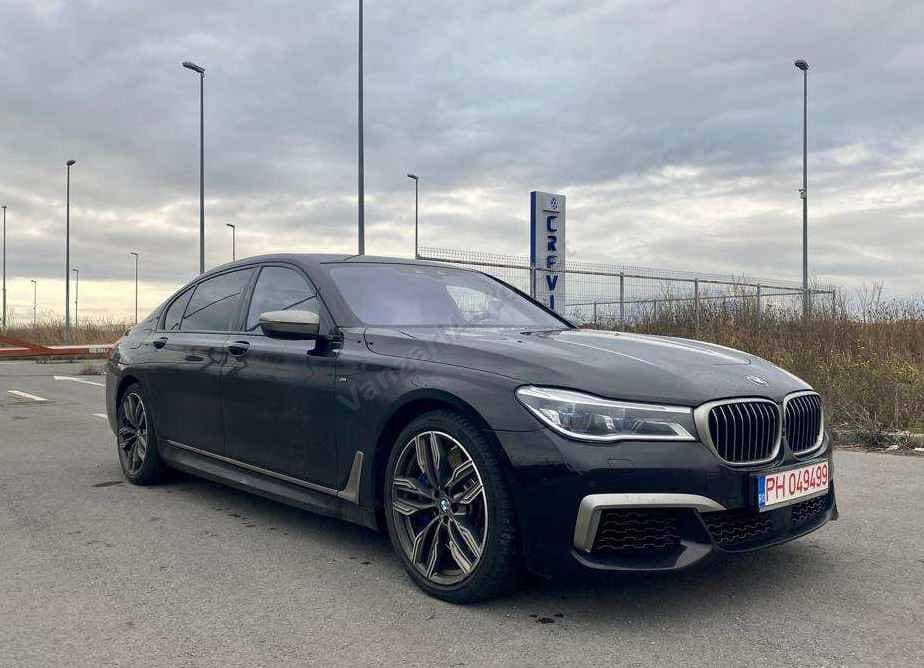 BMW M7