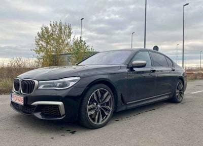 BMW M7