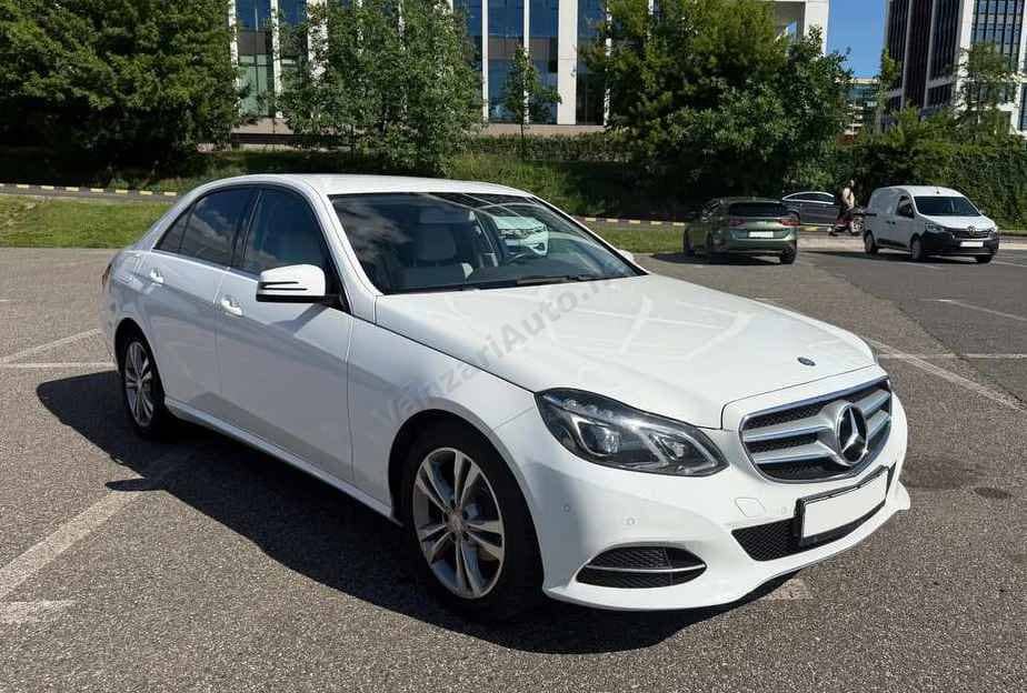 Mercedes-Benz E