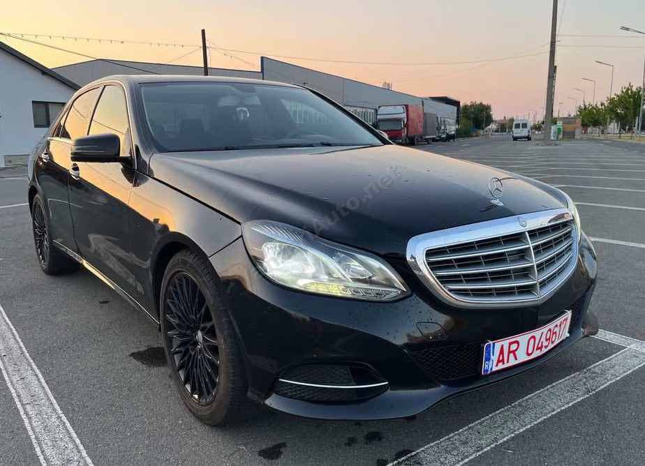 Mercedes-Benz E