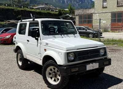 Suzuki Samurai