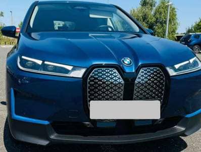 BMW iX