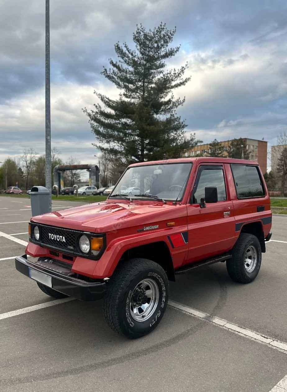 Toyota Land Cruiser