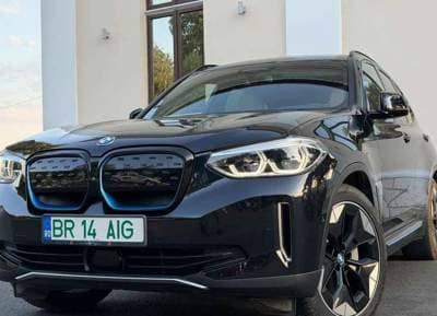 BMW iX3