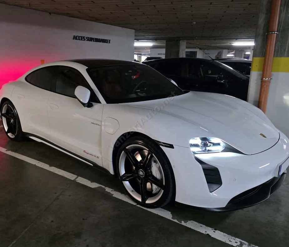 Porsche Taycan