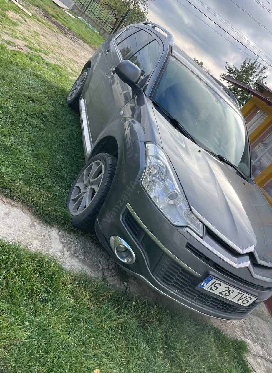 Citroen C-Crosser