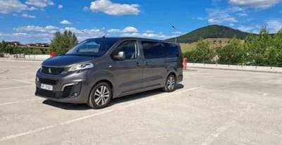 Peugeot Traveller