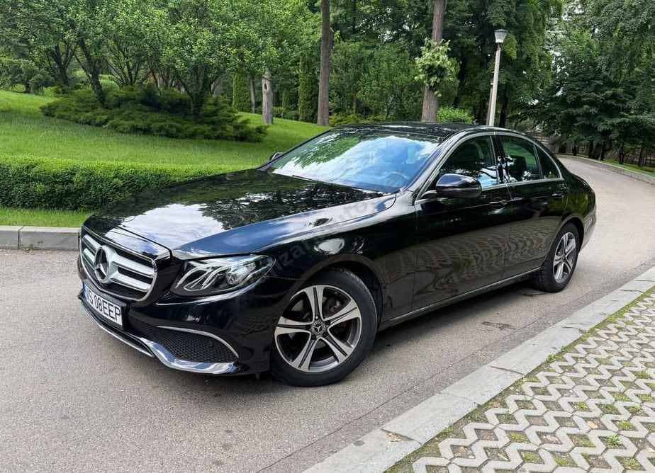 Mercedes-Benz E