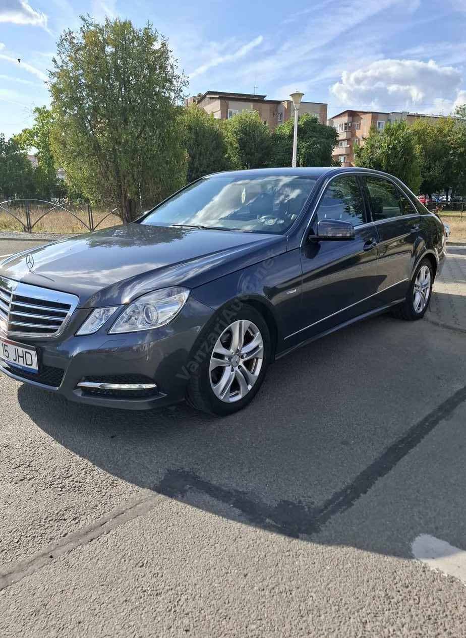 Mercedes-Benz E