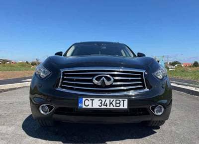 Infiniti Q70