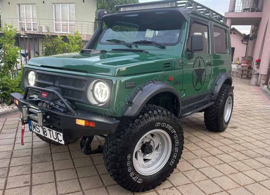 Suzuki Samurai