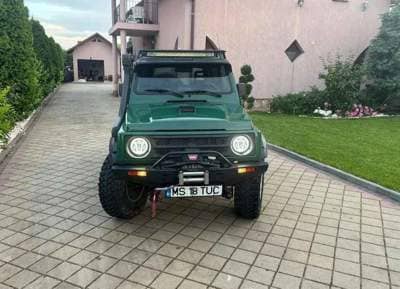 Suzuki Samurai