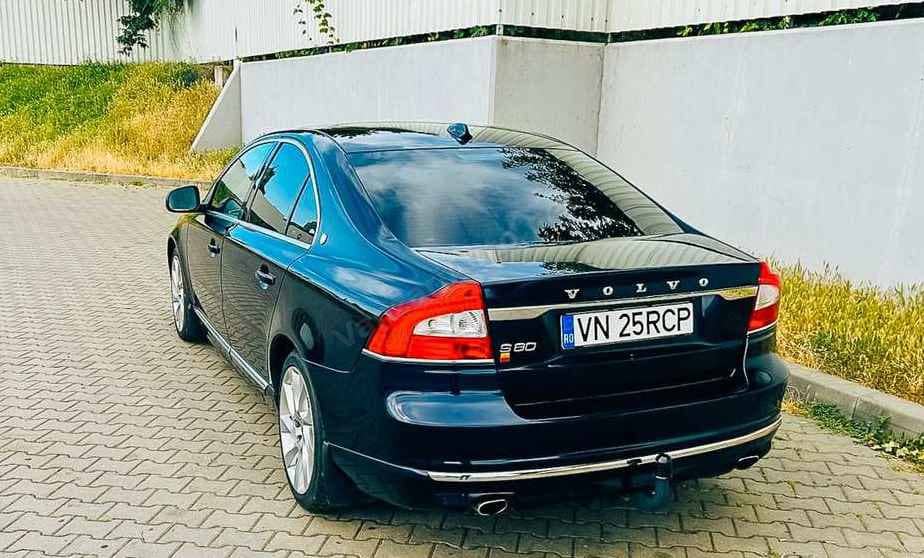 Volvo S80