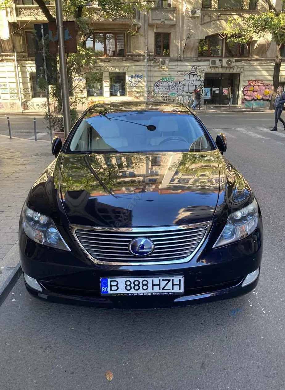 Lexus Seria LS