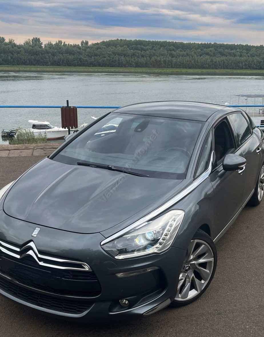 Citroen DS5