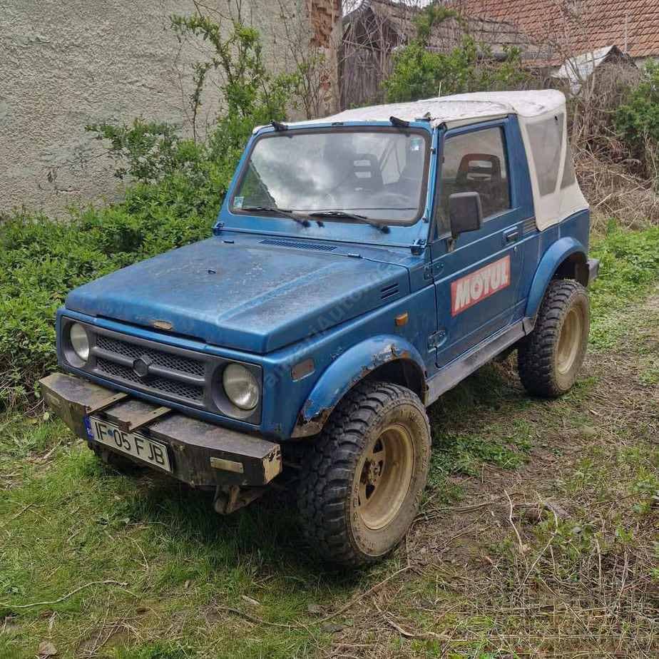 Suzuki Samurai