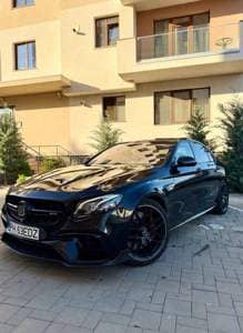 Mercedes-Benz E